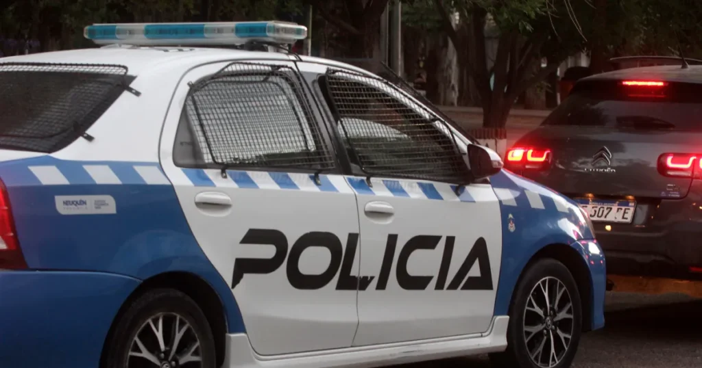 Un motociclista murió tras ser embestido por un auto