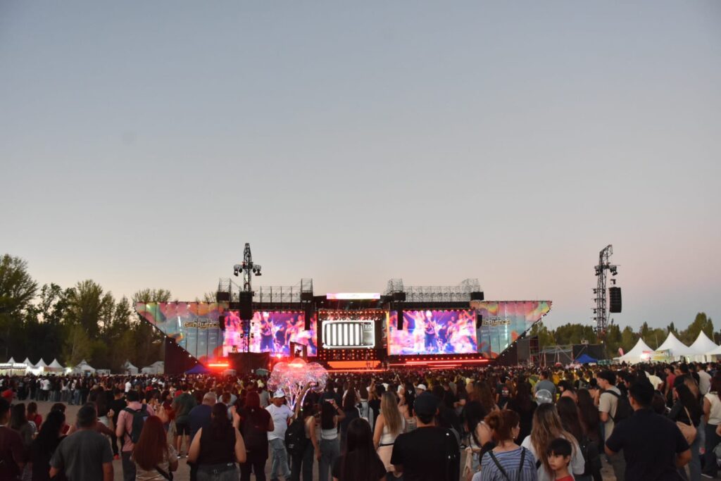 La Fiesta de la Confluencia abrió su cronograma 2026