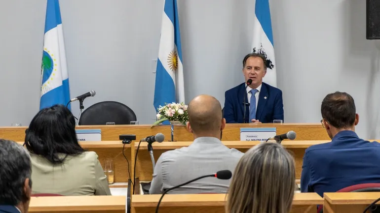 Con tono moderado, Bertolini inauguró las sesiones en Plottier