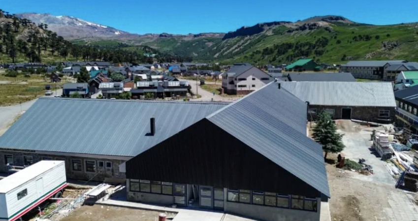 Caviahue recupera su escuela primaria después del incendio