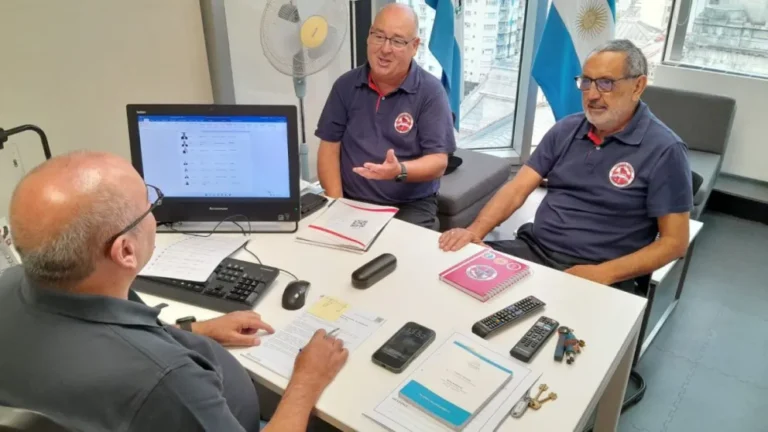 Bomberos neuquinos participan en agenda legislativa nacional