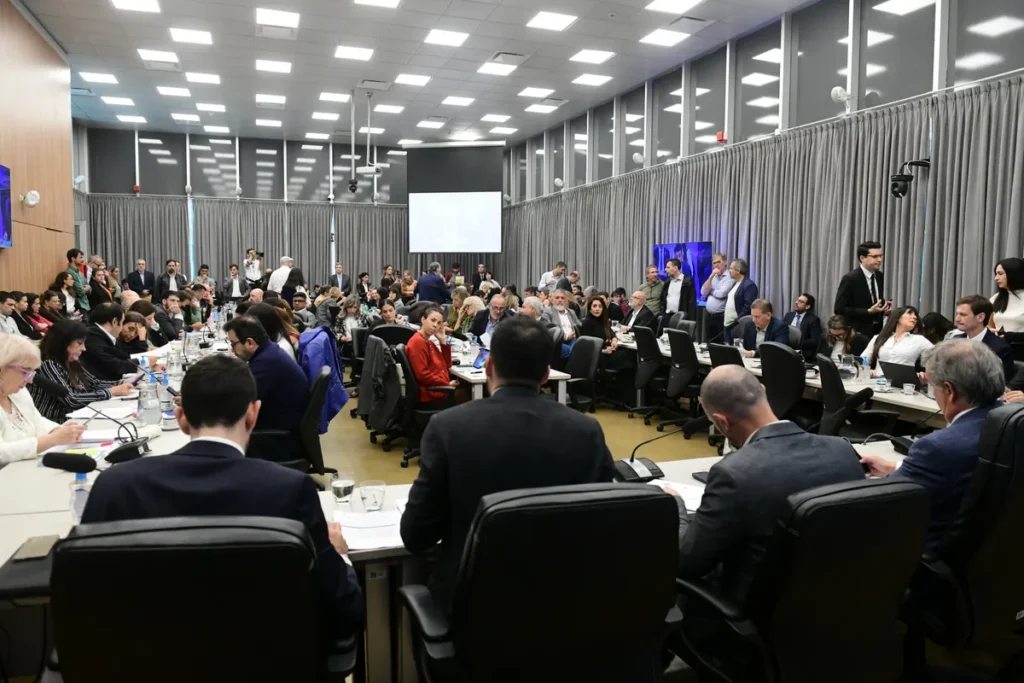 Diputados habilitó el debate de la “ley hojarasca”