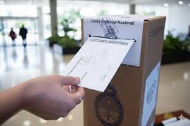 El Gobierno avanza con reforma electoral y Ficha Limpia