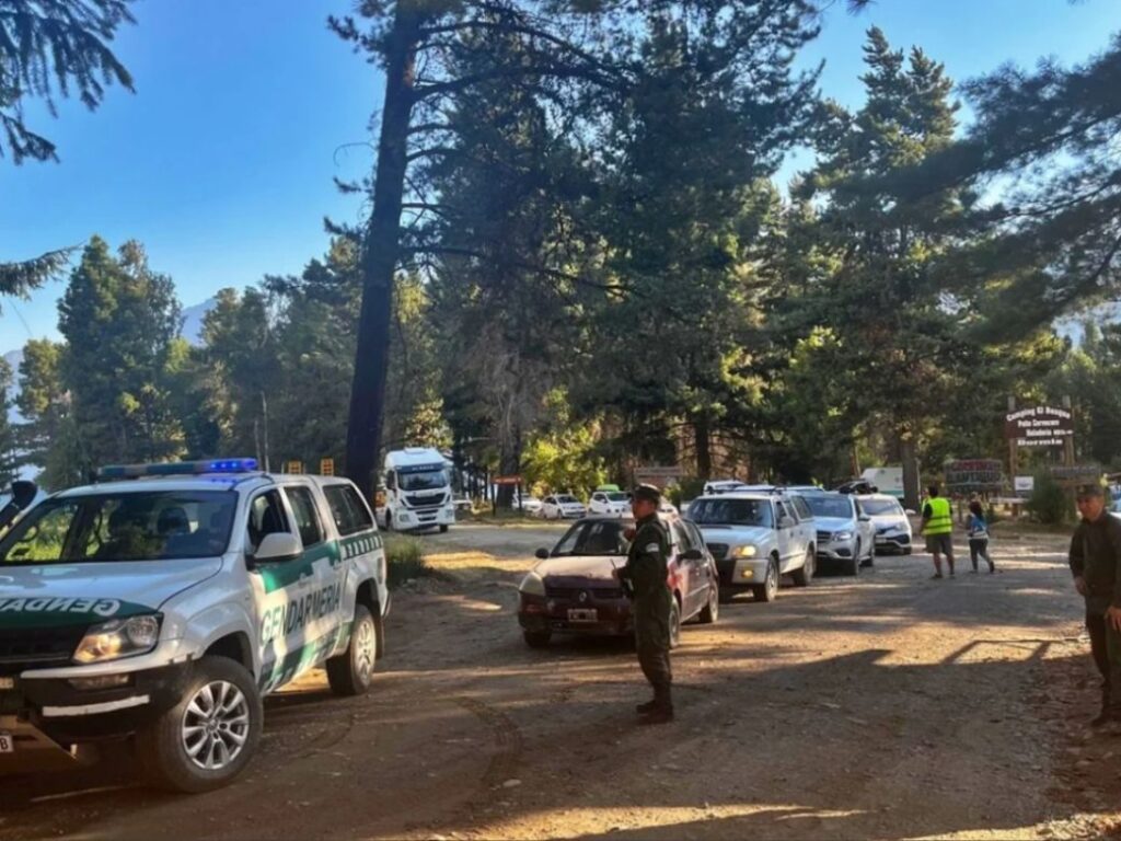 Expulsión en marcha tras ingreso irregular en Batea Mahuida