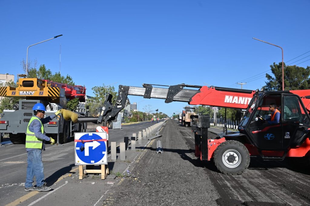 La Gran Avenida avanza con obras de drenaje
