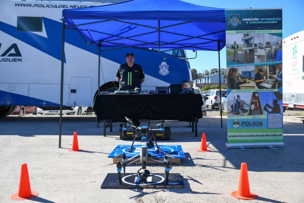 La Policía abrió sus puertas con una muestra tecnológica