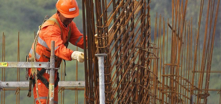 Vuelven a regir 83 artículos de la reforma laboral