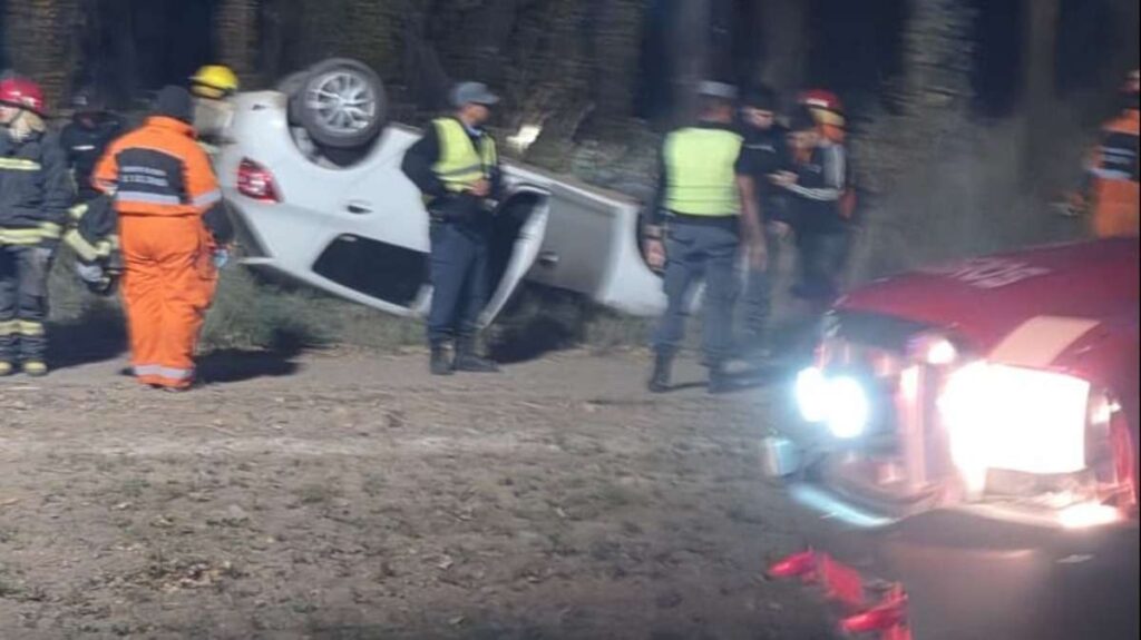 Tres heridos tras un vuelco en San Patricio del Chañar
