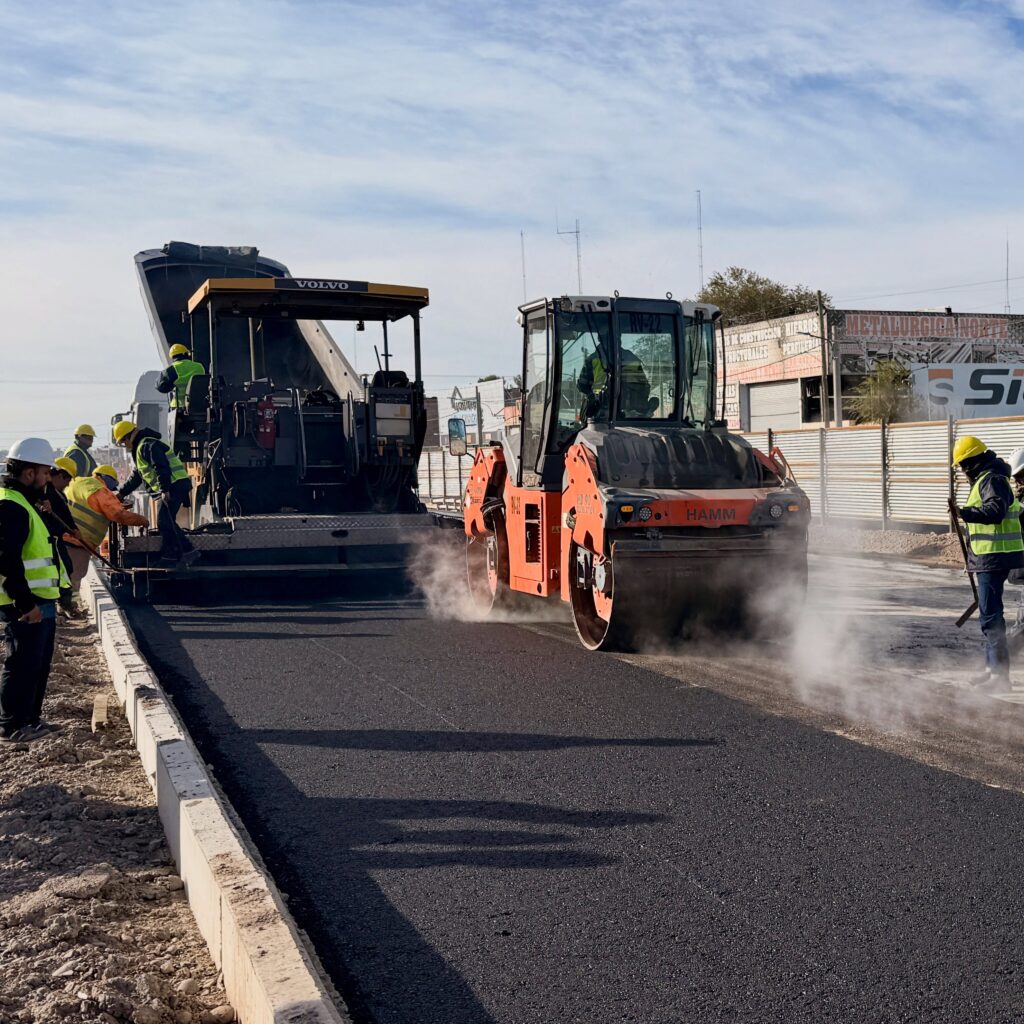 Inician el asfaltado en la traza de la ex Ruta 22