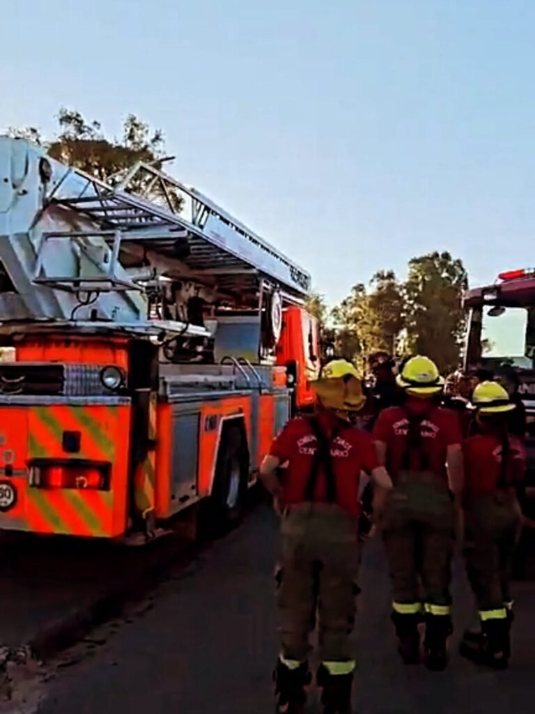 Presentaron nuevas unidades para Bomberos de Centenario