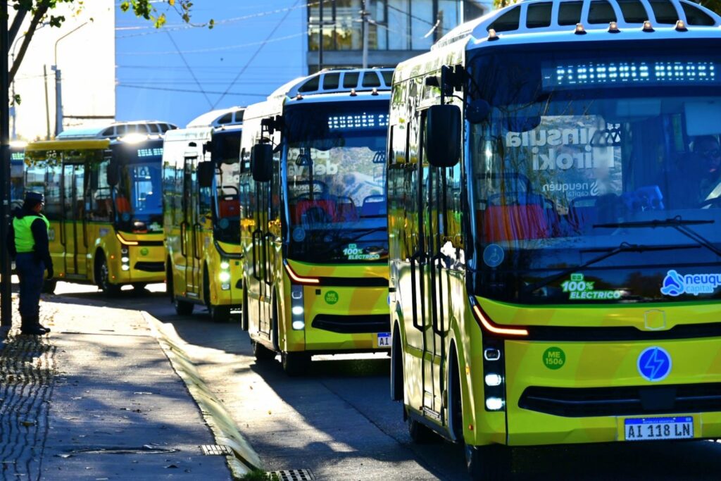 Los nuevos colectivos eléctricos comenzarán a circular en Neuquén