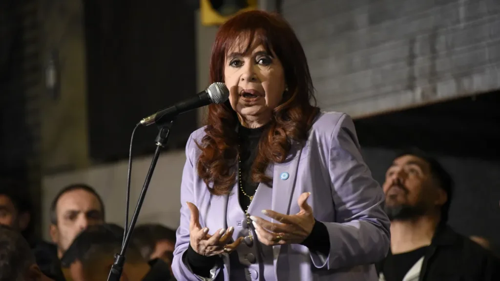 Cristina Kirchner: el Gobierno busca anular su pensión