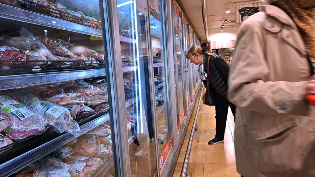 Las ventas en supermercados mostraron una leve recuperación