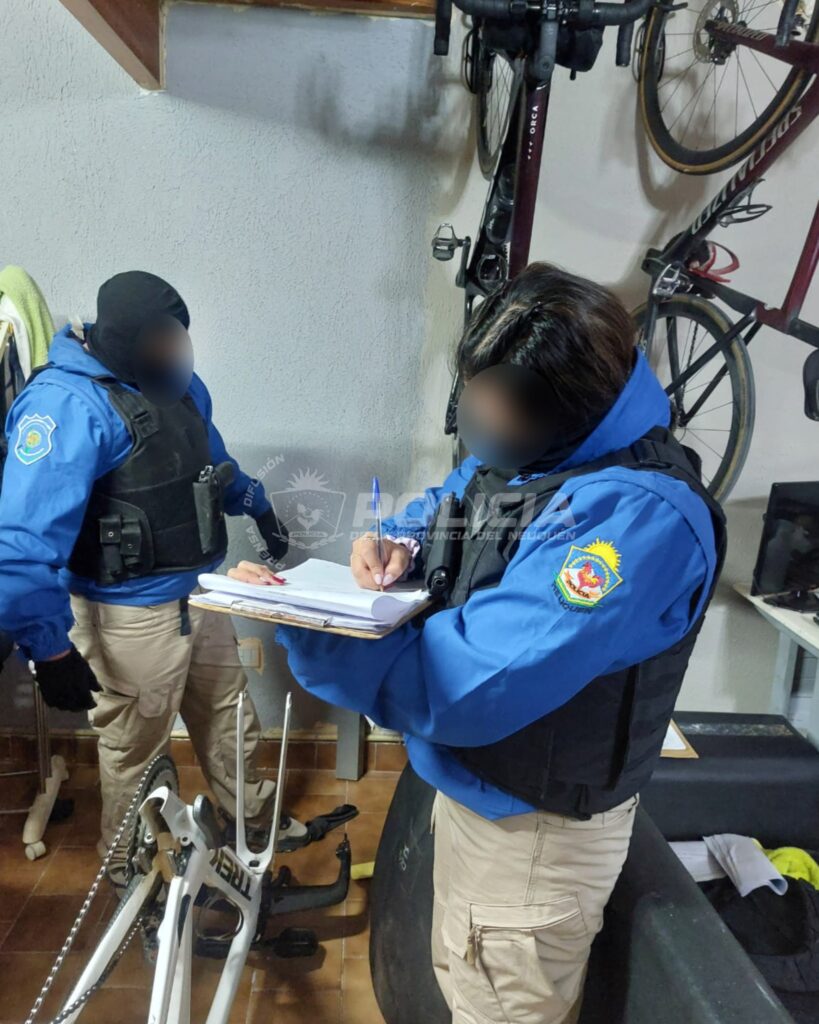 Recuperan una bicicleta robada en Chile con pastillas vinculadas al dopaje deportivo