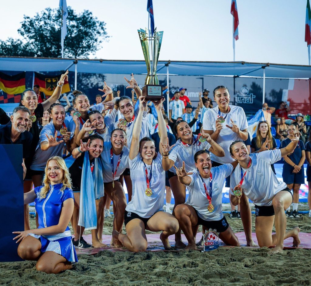 El beach handball argentino festejó su primer título mundial