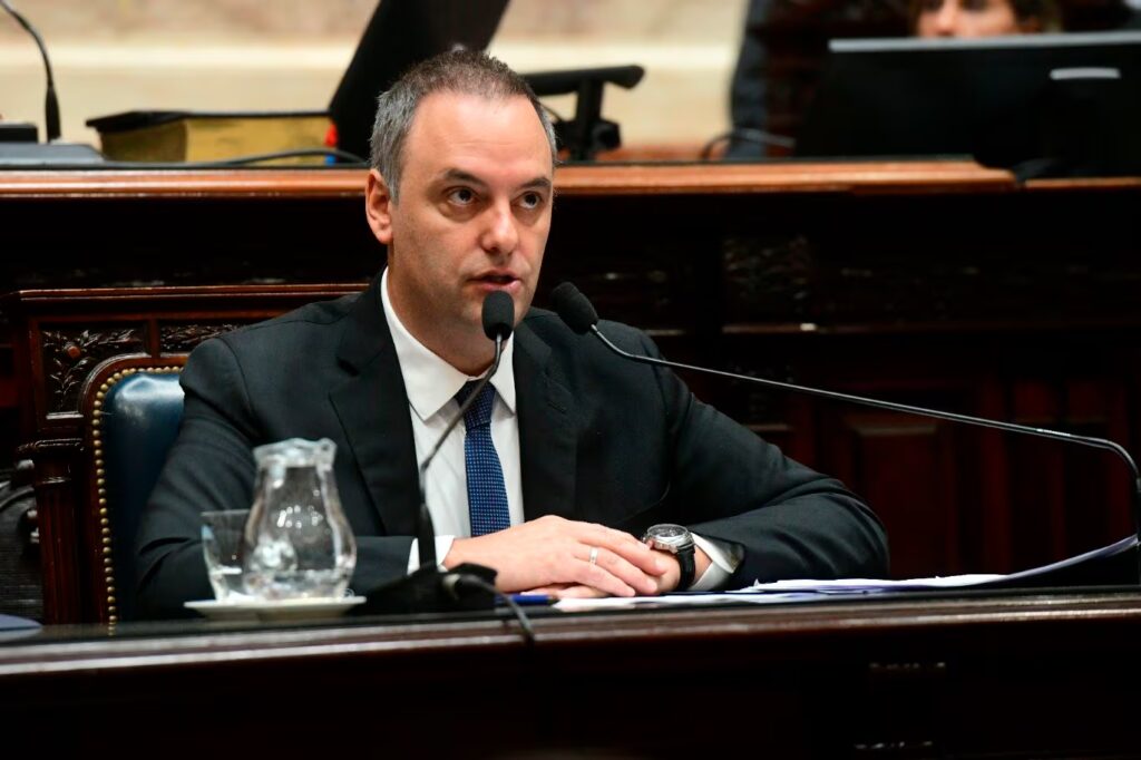 El Senado recibirá a Adorni el próximo 2 de julio
