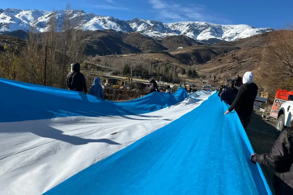 Una bandera gigante recorrerá las calles de Andacollo