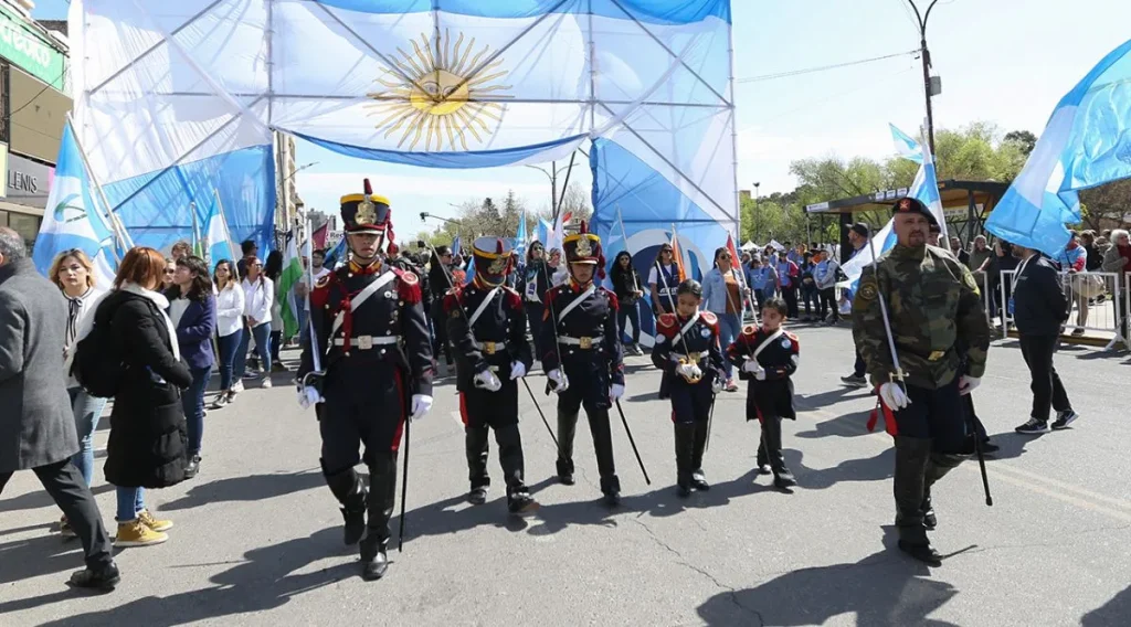 Neuquén se prepara para el desfile del 9 de Julio
