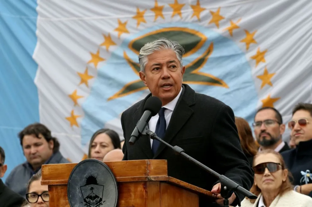 El himno neuquino sonará en su versión original en actos oficiales