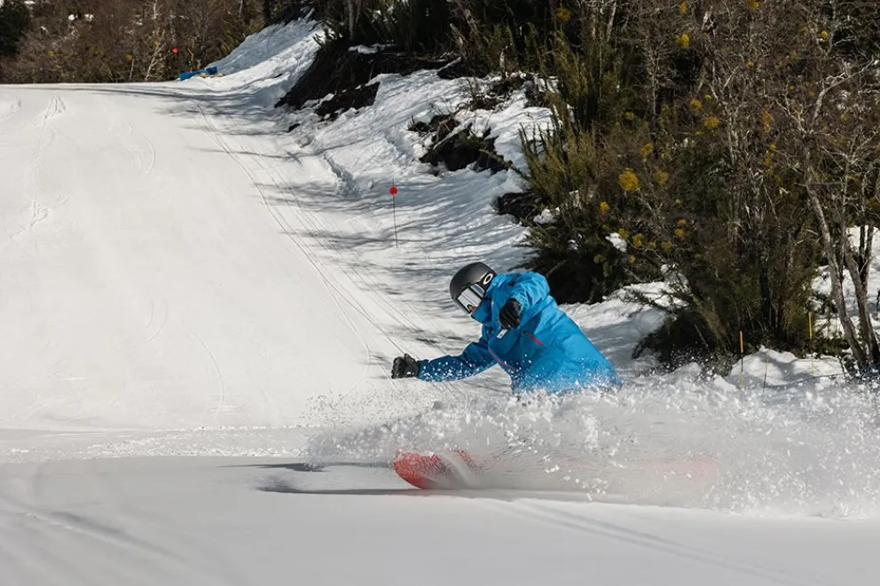 Freestyle, ski y paisajes en Lago Hermoso