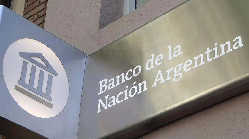 Esperan definiciones sobre el anexo Lainez del Banco Nación