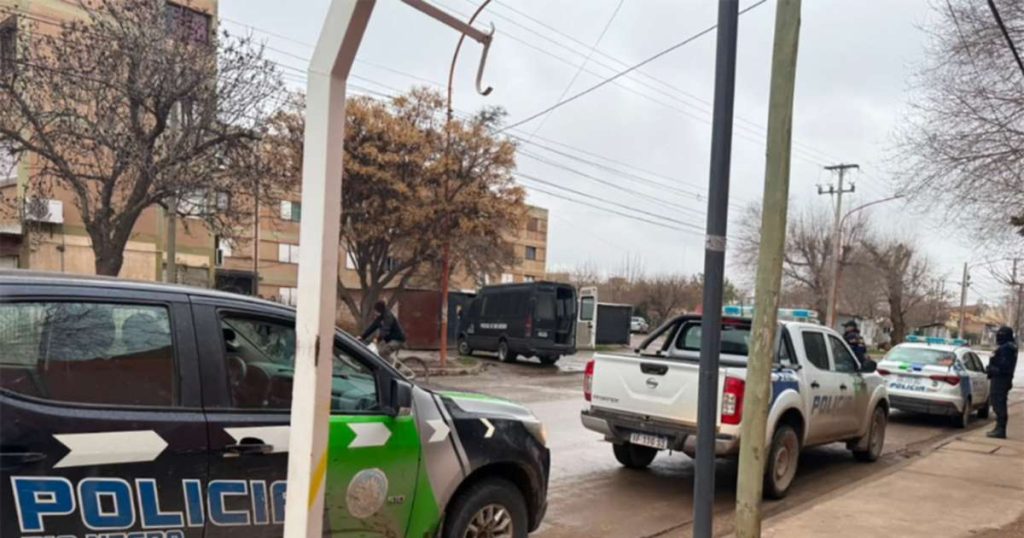 Avanza la causa por el hombre baleado en Cipolletti: una detenida