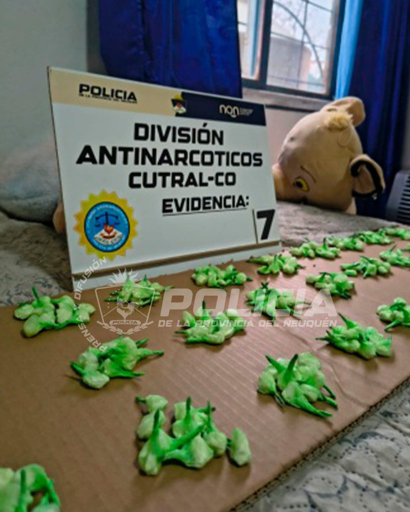 Operativo antidrogas con secuestro de cocaína en Cutral Co