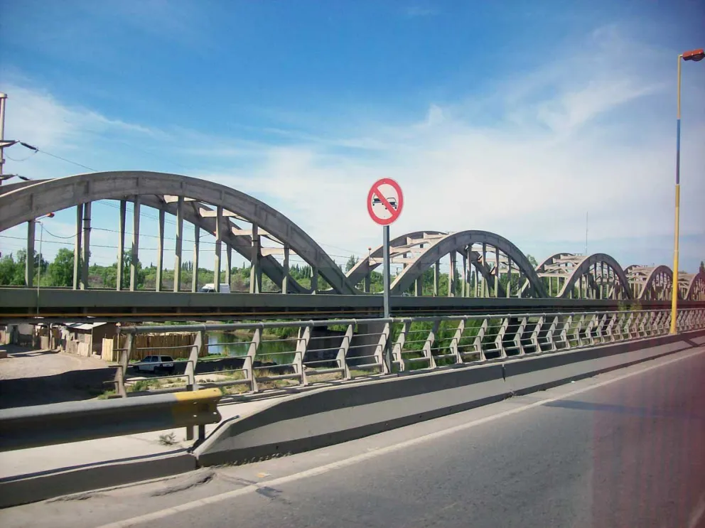 Tránsito restringido este domingo en los Puentes Carreteros