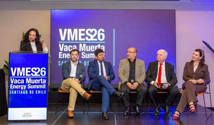 Vaca Muerta busca una salida al Pacífico para exportar a Asia