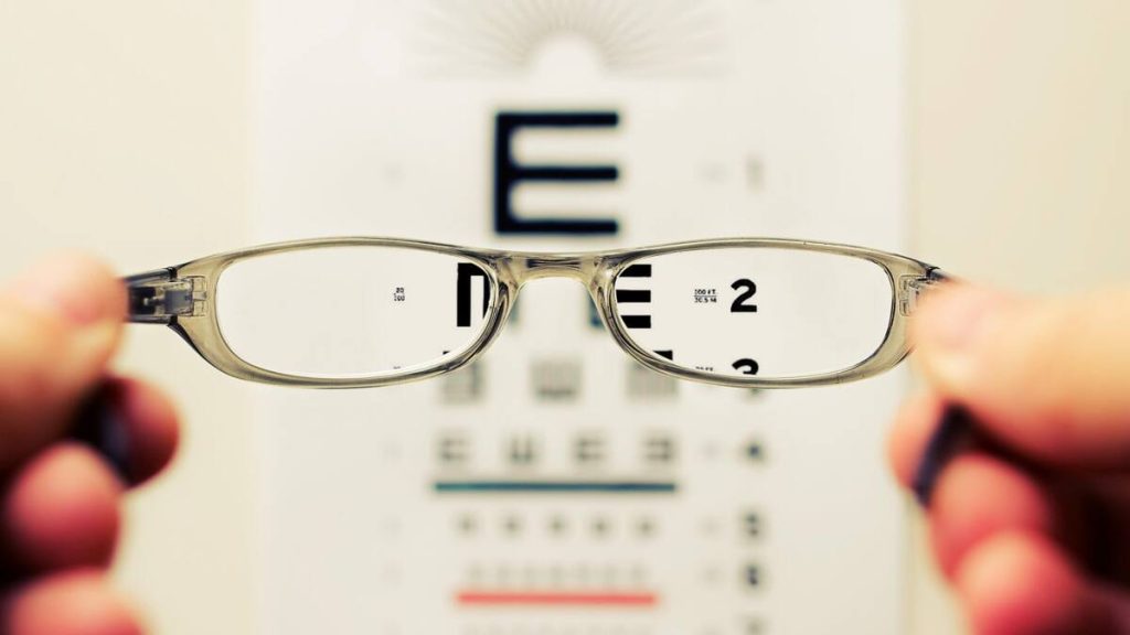 Mayores de 65 años tendrán anteojos con cobertura total del ISSN