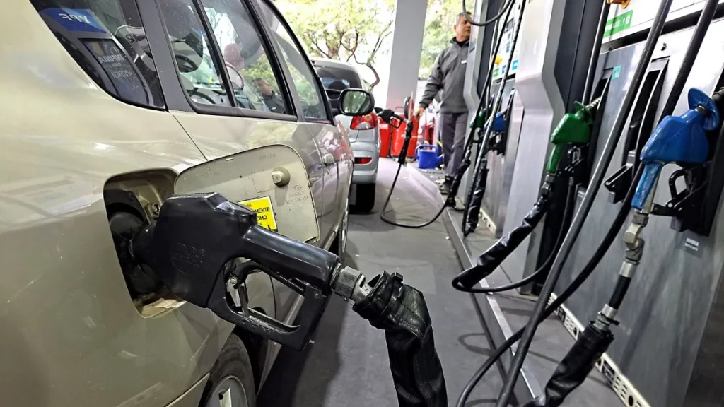 Neuquén se mantiene entre las provincias con más ventas de combustibles