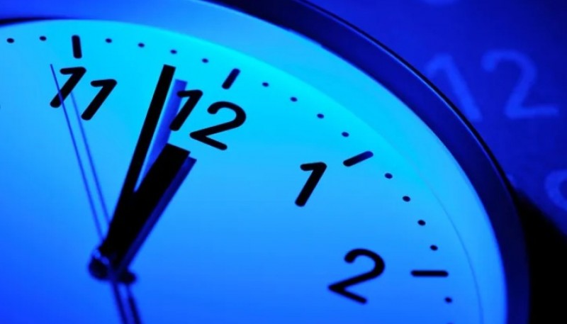 El 6 de septiembre Chile adelanta una hora los relojes
