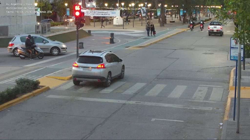 Las cámaras detectan más de 9.700 infracciones por mes en la ciudad