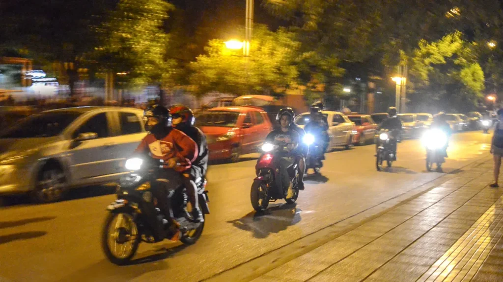 Aprueban sanciones más severas para motocicletas con escapes modificados