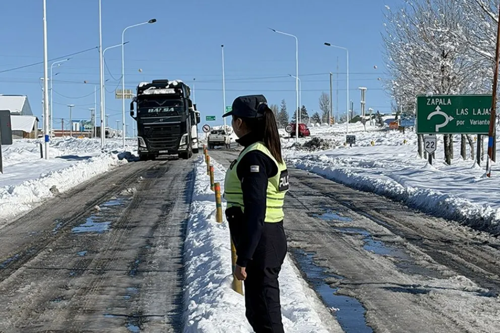El fin de semana llegará con nieve, viento y bajas temperaturas