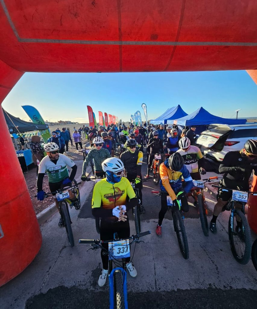 Más de 220 ciclistas participaron del Neuquén Race MTB