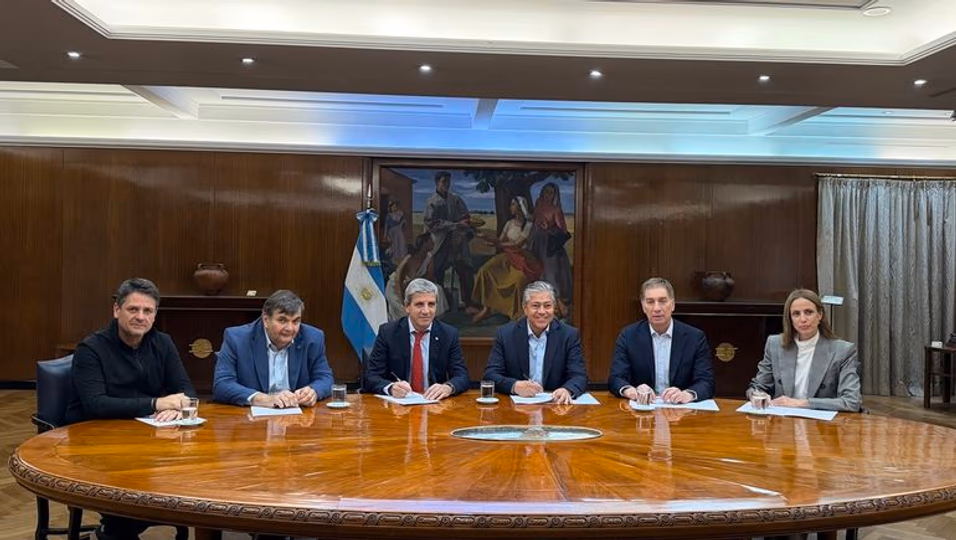 Nación ratificó la continuidad de Zona Fría y acordó traspasar rutas a Neuquén