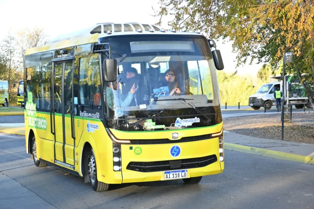 La costa tendrá una nueva línea de colectivos eléctricos durante el verano
