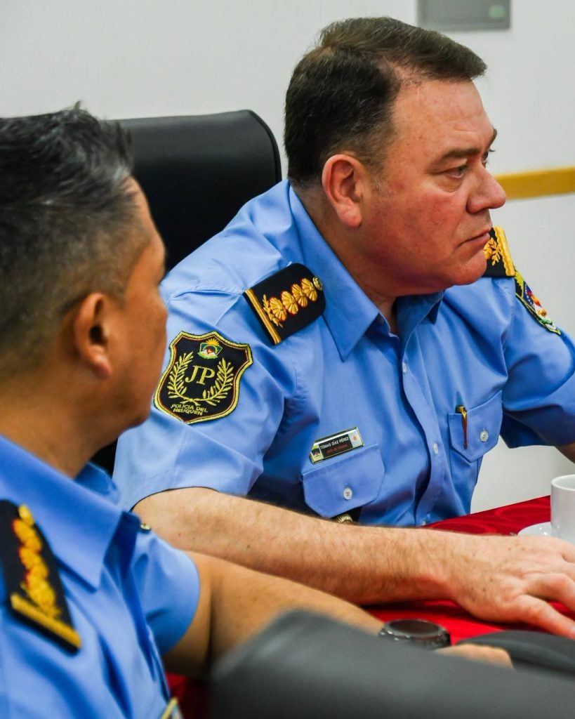 Investigan qué ocurrió con vehículos bajo custodia de la Policía