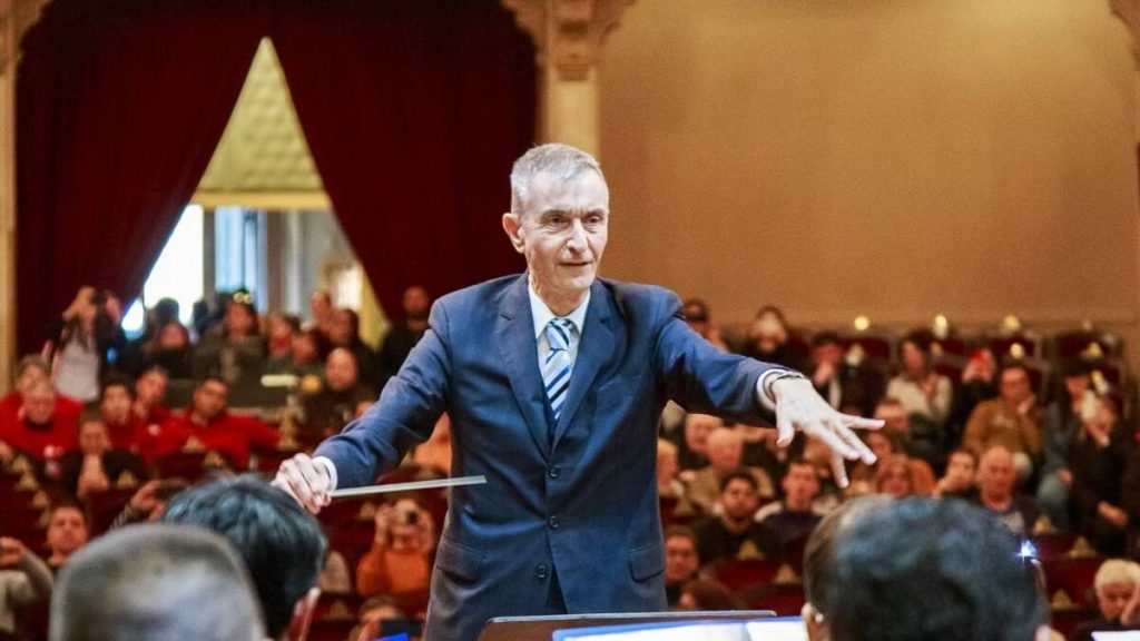 Nelson Castro dirigirá como invitado a la Orquesta Sinfónica de Neuquén