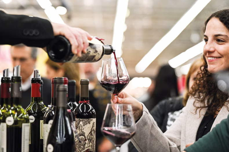 El Salón del Vino reunirá bodegas y productores regionales este fin de seman