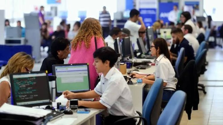 El Gobierno oficializó el retiro voluntario para empleados estatales