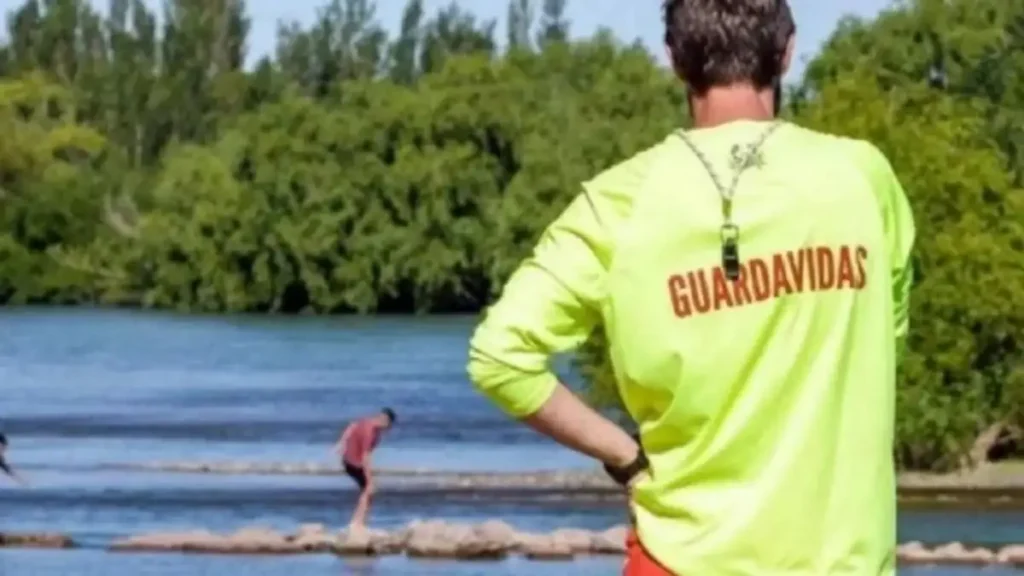 Guardavidas rendirán la reválida anual antes de la temporada de verano